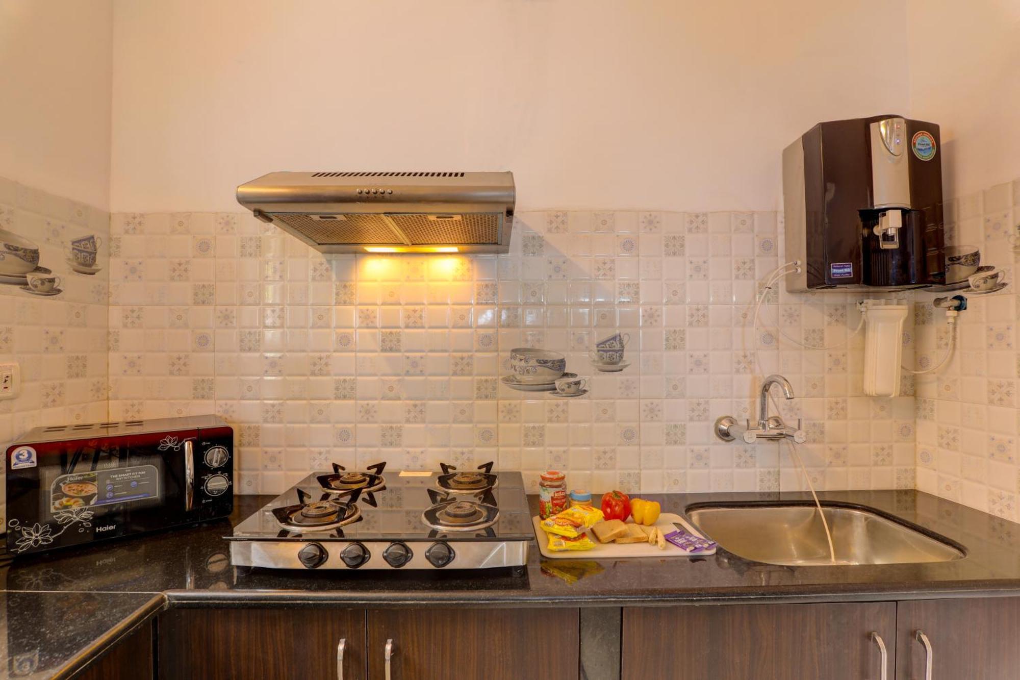 Ludo Private Pool Villa, Wifi-Caretaker-Parking, North Goa Baga Dış mekan fotoğraf